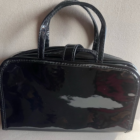 2/$30 PHILOSOPHY Black Patent Cosmetic Makeup Bag Organizer Travel Case. - Picture 2 of 12